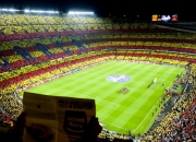 PG平台-赛道上的红色风暴，汉密尔顿与梅赛德斯的完美反击