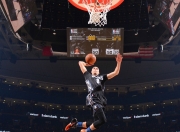 PG游戏下载-鏖战巴黎，石宇奇独步羽坛，马来西亚队力撼法国巨人