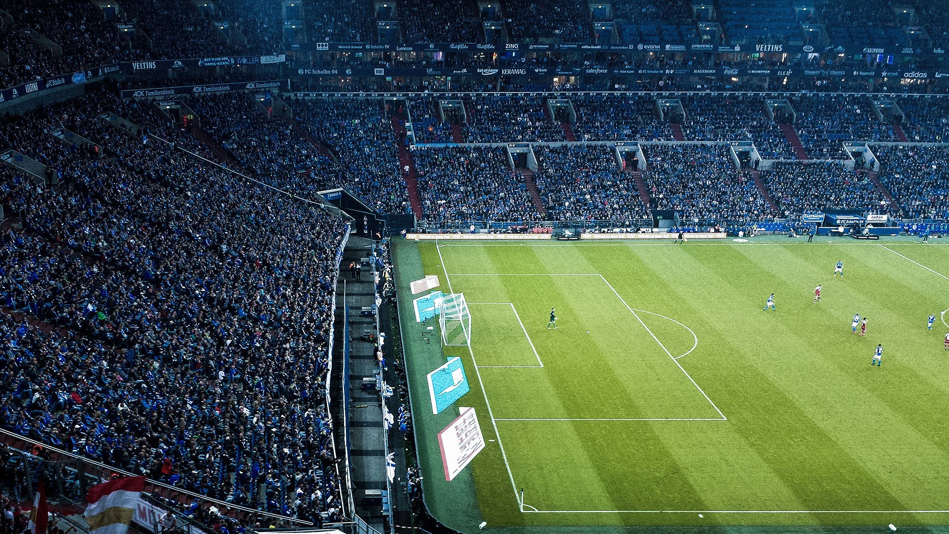 双重奏鸣，贝蒂斯横扫德甲劲旅，迪亚斯于国家德比谱写传奇