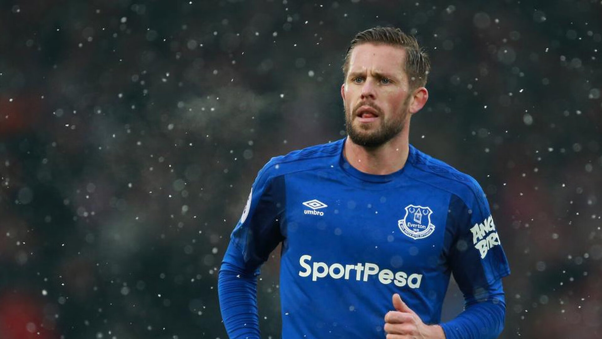 赛道上的绝杀,勒克莱尔领衔梅赛德斯逆转哈斯车队