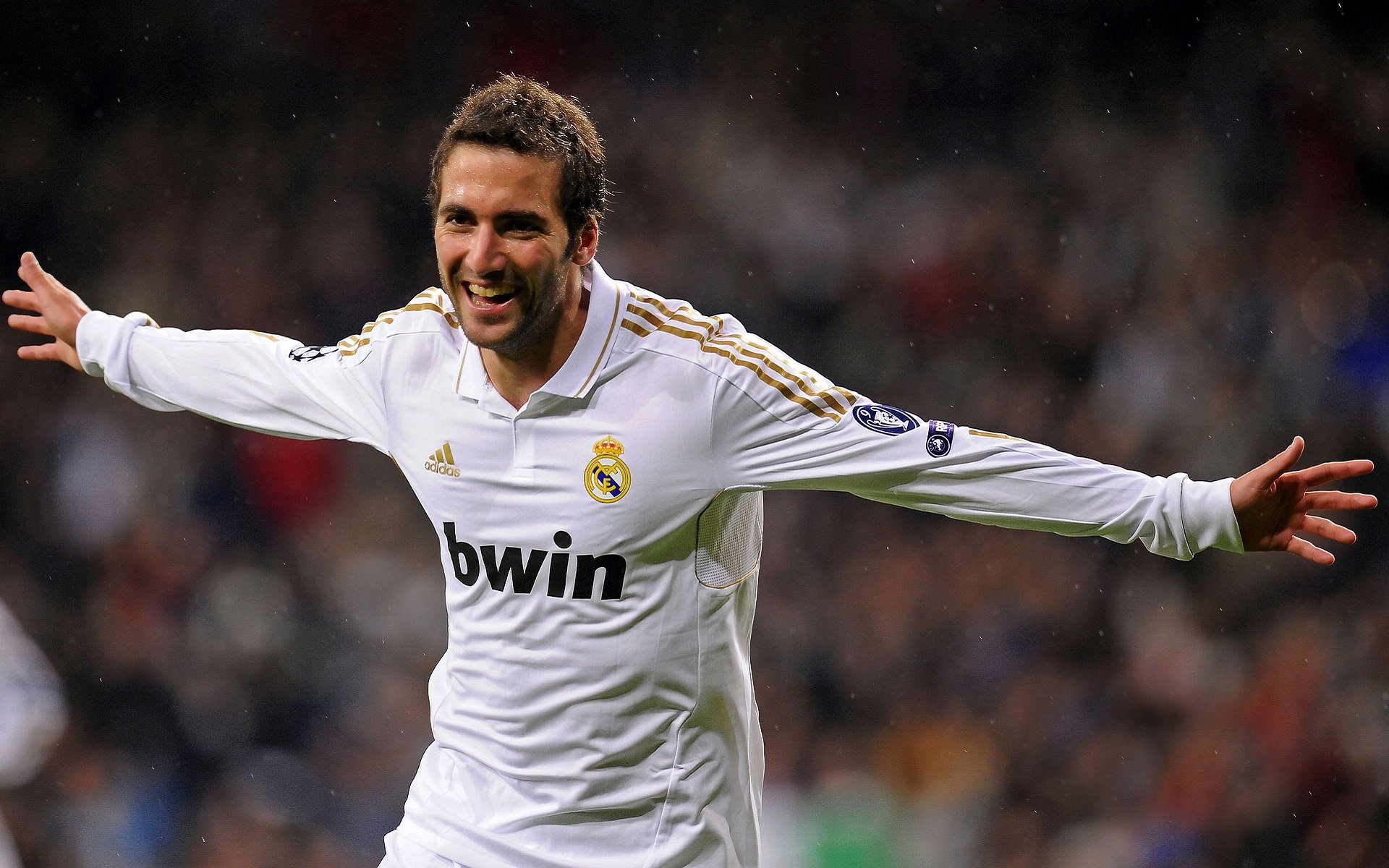 当篮球的狂飙撞上F1的轰鸣，广厦屠马刺之夜，拉梅洛在街道赛封王